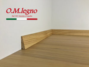 Battiscopa in legno art.5 40x13 Rovere Grezzo o Verniciato Naturale