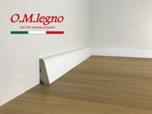 Battiscopa-ART5-40x 13-Toulipier-Massello-Laccato-Bianco