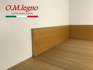 Battiscopa 100 x 10 Ayous verniciato Rovere
